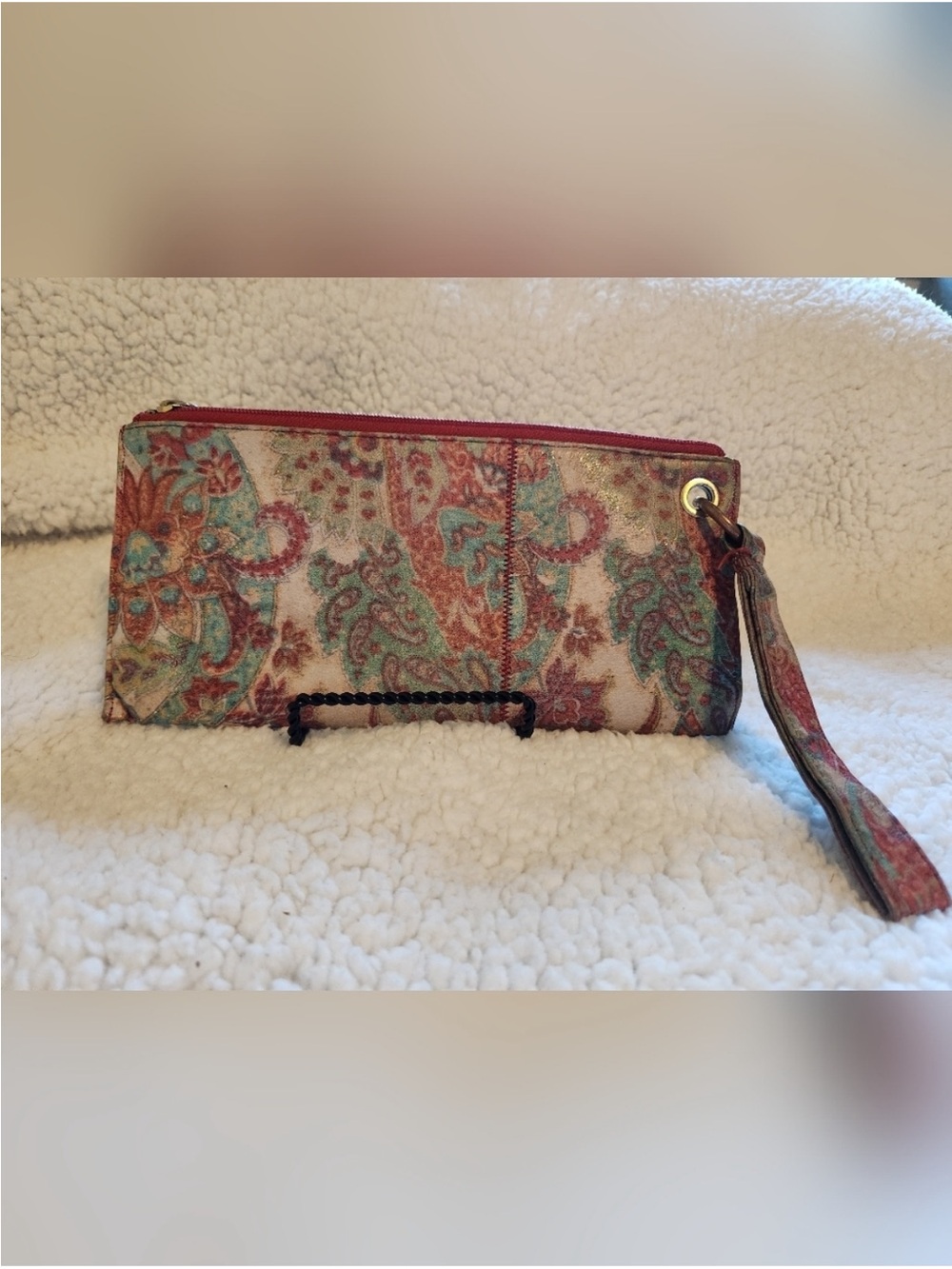 hobo Paisley Pattern Zip Clutch in Teal, Coral & Cream - Picture 2 of 7